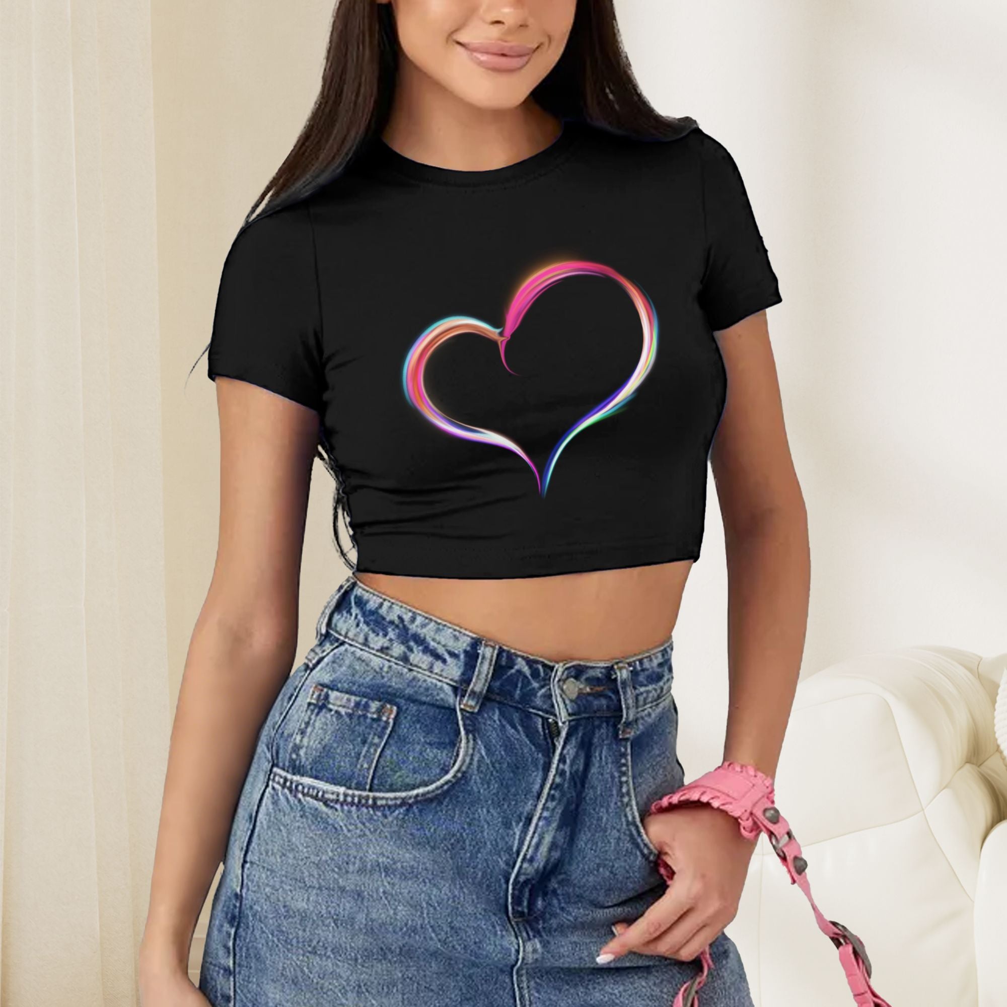 Peach Heart Love: Chic Cropped Tee for Effortless Everyday Cool